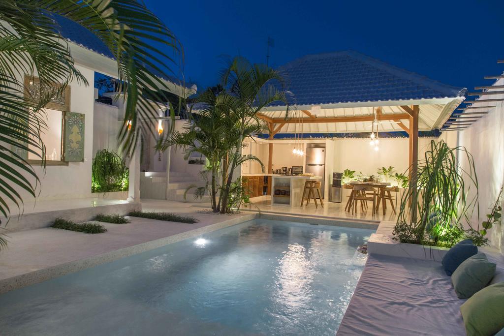 Villa Azcoyen - 3Br Villa In Canggu 외부 사진